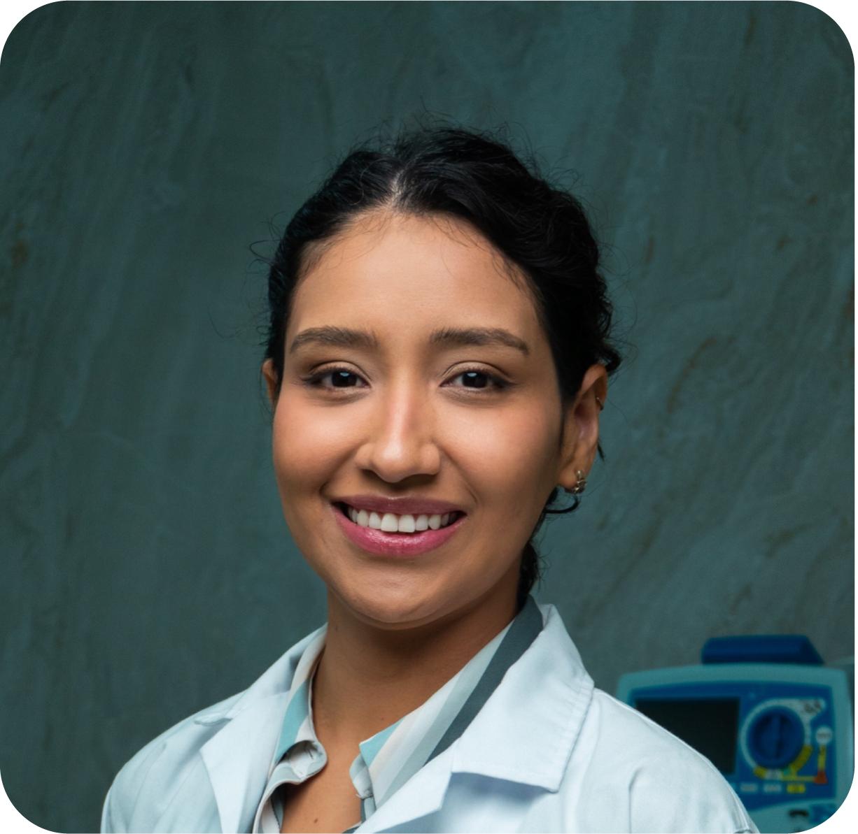 Dra. Paola Quinde