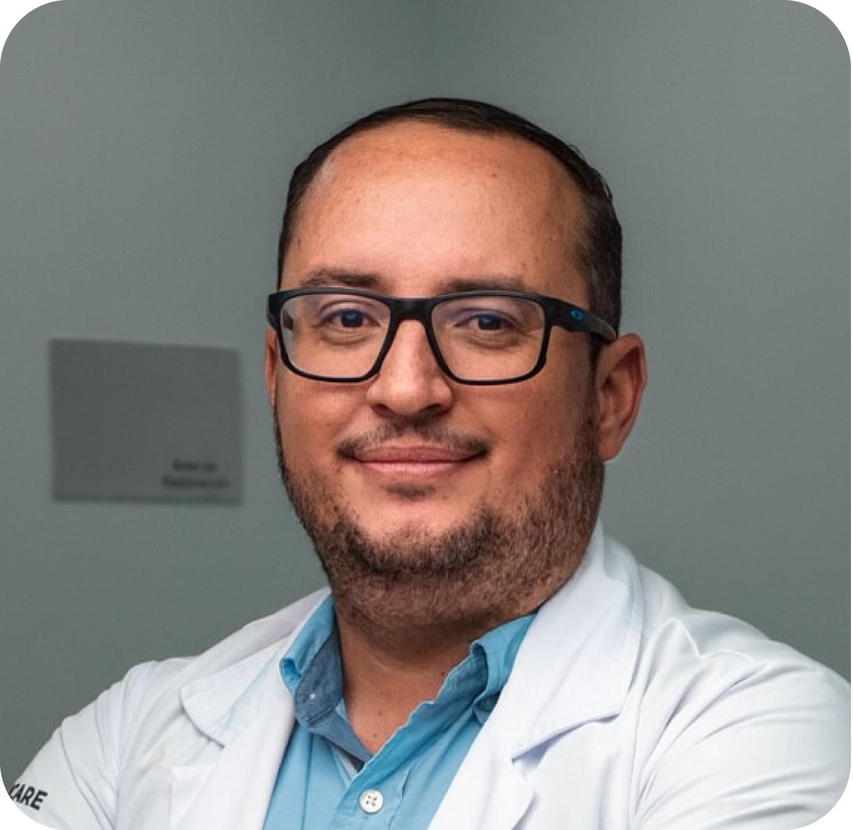Dr. José Alexis Quesada G.